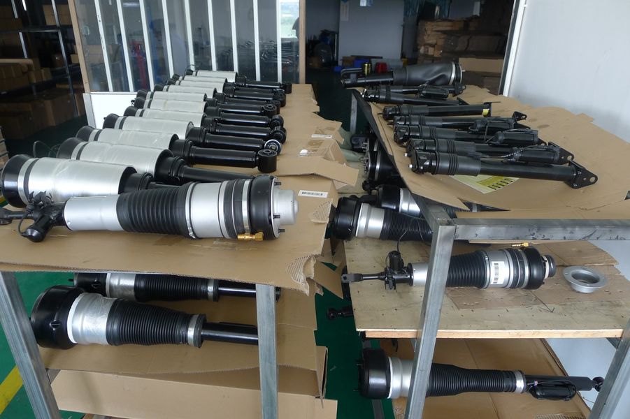 Guangzhou Jovoll Auto Parts Technology Co., Ltd. 제조업체의 생산 라인